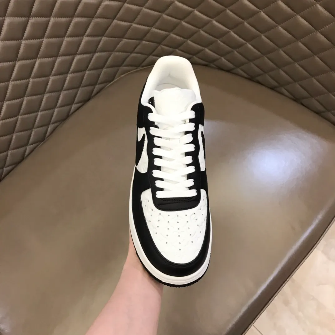 Men's shoes 💰p420 "*OUIS *UITTO*" x OFF-WHITE x Nike tripartite collaboration! Trendy and cool men's casual sports shoes with unrivaled color matching. The design idea basically continues the style of THE TEN. The Swoosh line and tongue label have a very familiar visual effect and are both fashionable and trendy! A must-have for fashionistas! The effect on your feet is absolutely stunning! Size: 38-45